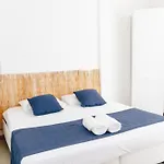 Palace Beach Hostel